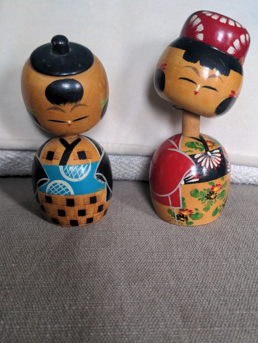 Antique.Hand-Painted Kokeshi  Wooden Dolls, Pair, 70 Years Old, Bobbleheads